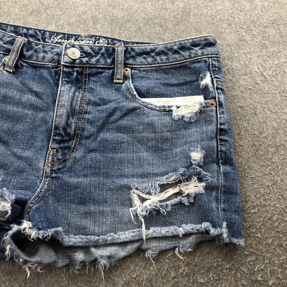 American Eagle Shorts Womens 10 Blue Distressed Denim Cutoff Raw Hem 2.5 Inseam